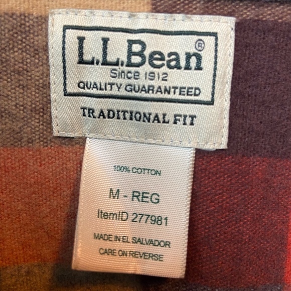 LL Bean Men's Chamois Shirt, Traditional Fit, Plaid - Picture 3 of 3